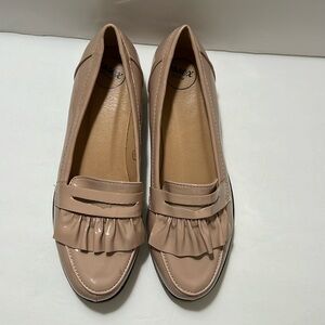 Essex Glam Shoes Loafers Flat Loafers Ruffled Nude shoes